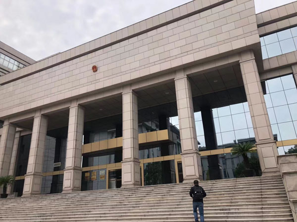 深圳樓房糾紛律師來講講土地承包方案調整決定違反法律規定如何撤銷