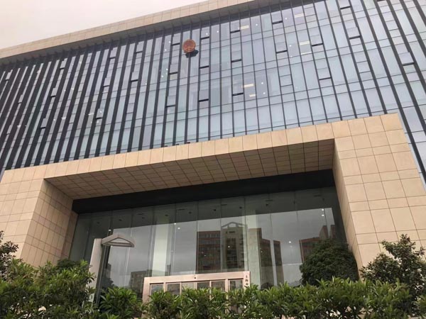 合同生效后一方可能支付不起貨款能否中止履行？深圳專業合同法律師為您解答