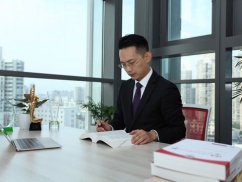 法律服務平臺提供咨詢服務,有收費的也有免費的